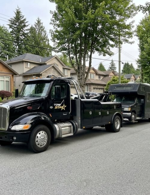 Motorhome Towing Services in Surrey BC​